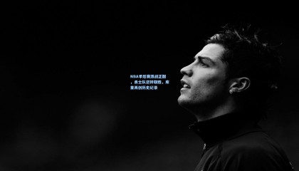 NBA季后赛激战正酣，勇士队逆转取胜，库里再创历史纪录