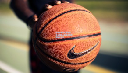 欧洲金童奖花落杜埃，意大利本土新星皮奥荣膺国内大奖