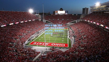 德甲新星引豪门瞩目，赫塔小将艾奇霍恩被誉新克罗斯，曼联等多队紧密考察