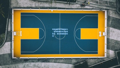 莱奥展望米兰新援战力，阿莱格里战术点拨成焦点，德比硝烟提前弥漫